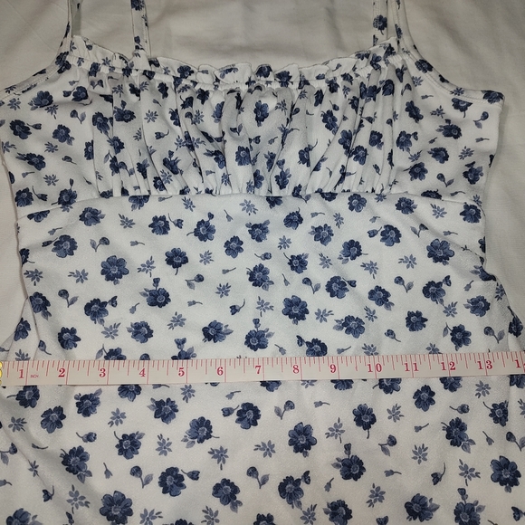 Mini Dress - Picture 4 of 7